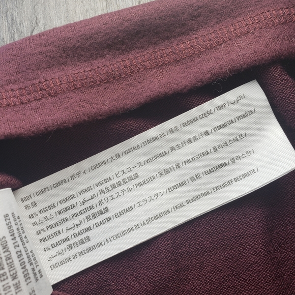 A&F Cozy Soft Women’s Off the Shoulder Wrap Sweater Crisscross | S - Picture 7 of 9